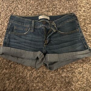 Abercrombie and Fitch jean shorts - size 26